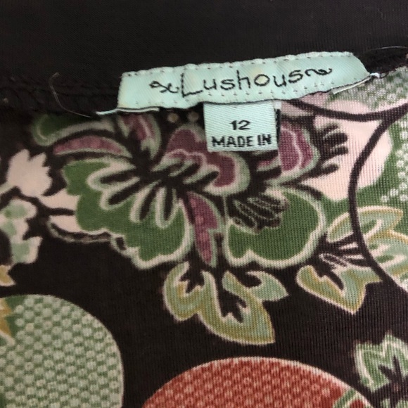 Gorgeous kimono-style wrap dress autumn colours with gold detailing ✨ - Picture 7 of 7